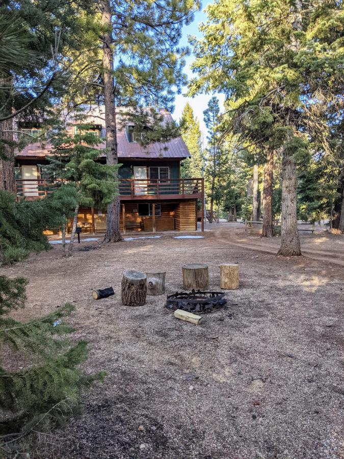 Pinewoods Resort And Rv Park Duck Creek Village المظهر الخارجي الصورة